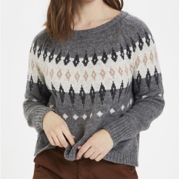 Culture, Size Medium - Picture 3 of 5